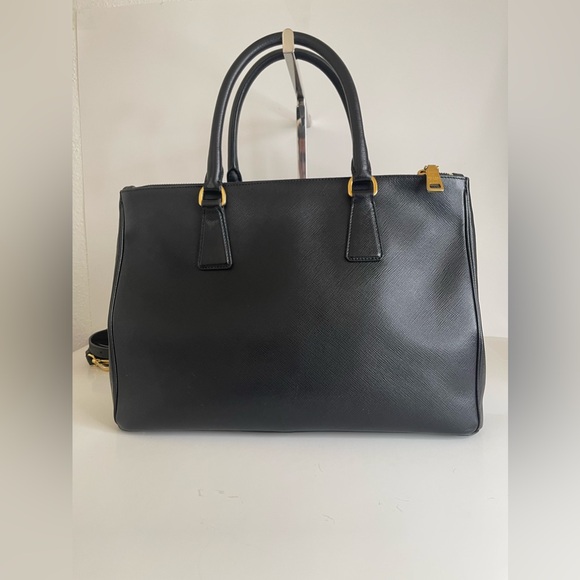 Prada Saffiano Galleria Double Zip Tote Bag - Picture 3 of 15